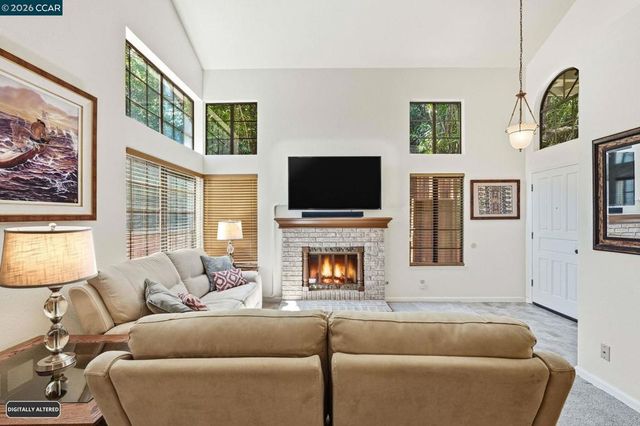 54 Garden View Ln, Pleasant Hill, CA 94523