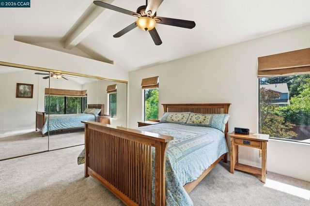 54 Garden View Ln, Pleasant Hill, CA 94523