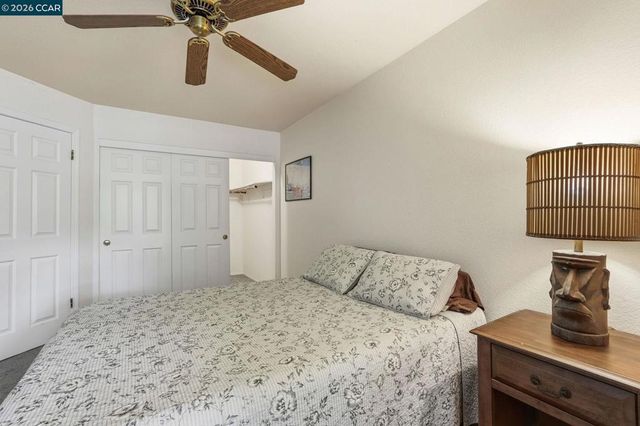 54 Garden View Ln, Pleasant Hill, CA 94523