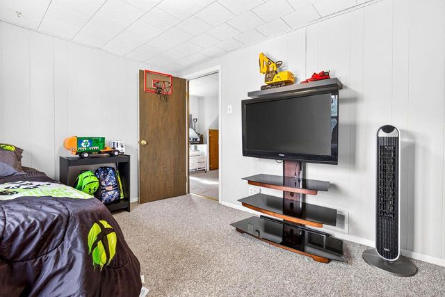 1013 E KIMBERLY AVENUE, Kimberly, WI 54136