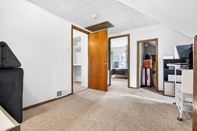 1013 E KIMBERLY AVENUE, Kimberly, WI 54136