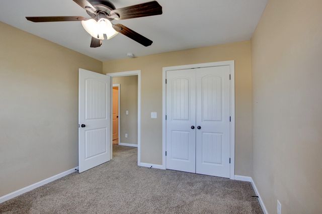 1261 Gentry Dr, Clarksville, TN 37043