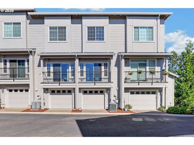 28704 Sw VILLEBOIS Dr, Wilsonville, OR 97070