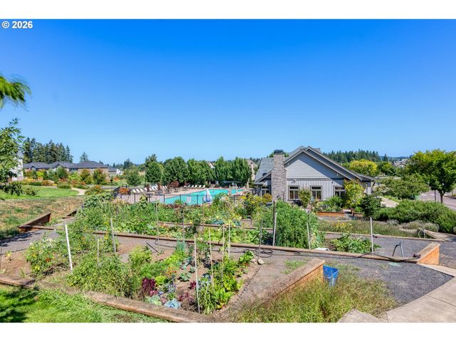 28704 Sw VILLEBOIS Dr, Wilsonville, OR 97070