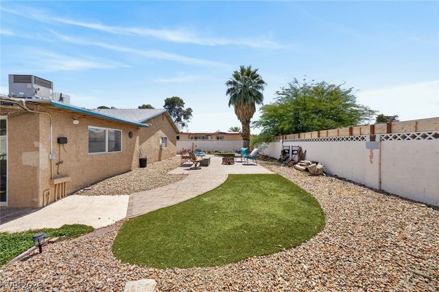 5413 Stirrup Street, Las Vegas, NV 89119
