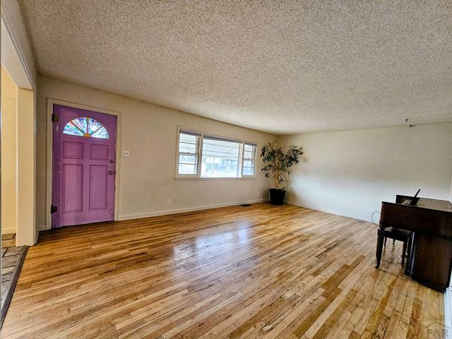 1126 Berkley Ave, Pueblo, CO 81004