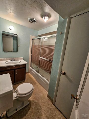 1126 Berkley Ave, Pueblo, CO 81004