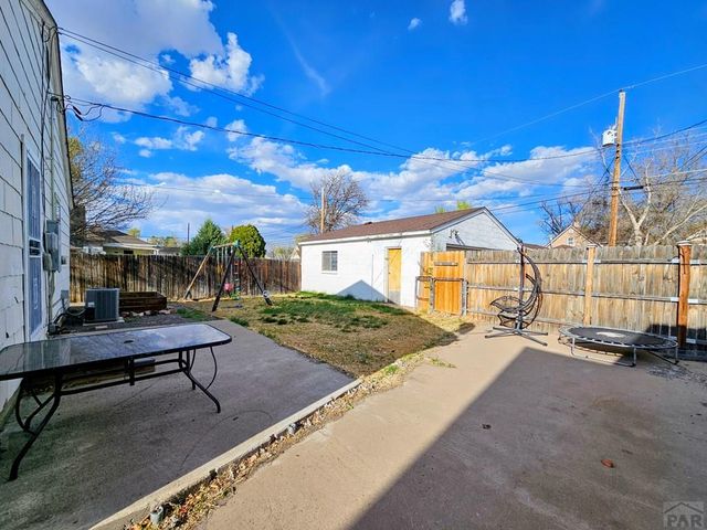 1126 Berkley Ave, Pueblo, CO 81004