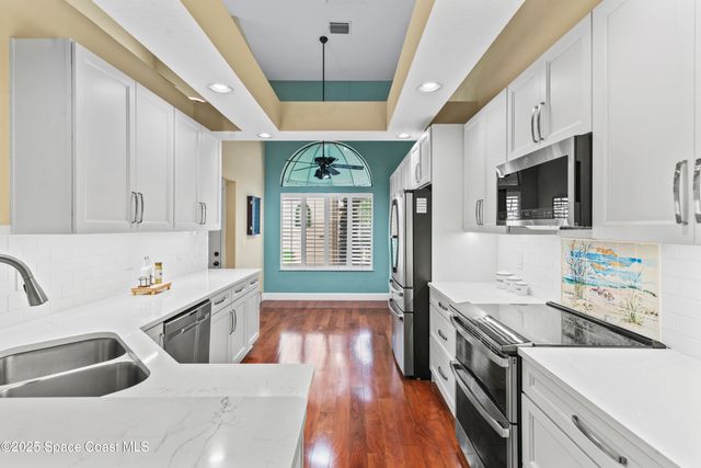 1808 Parkside Place 1808, Indian Harbour Beach, FL 32937