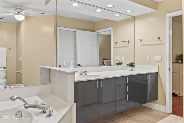 1808 Parkside Place 1808, Indian Harbour Beach, FL 32937