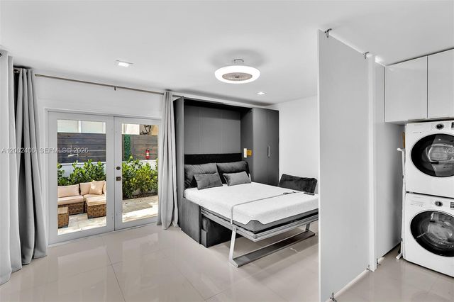 1002 10th St 1002, Miami Beach, FL 33139