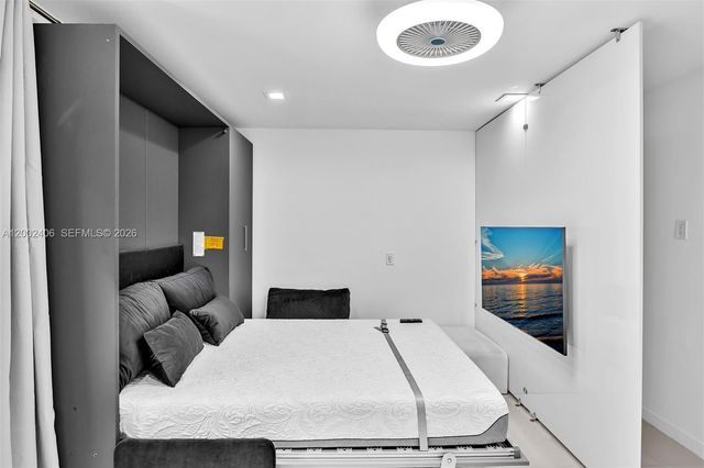 1002 10th St 1002, Miami Beach, FL 33139