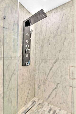 1002 10th St 1002, Miami Beach, FL 33139