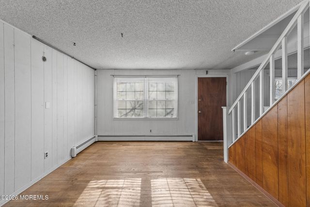 517 Middle Lane, Howell, NJ 07731