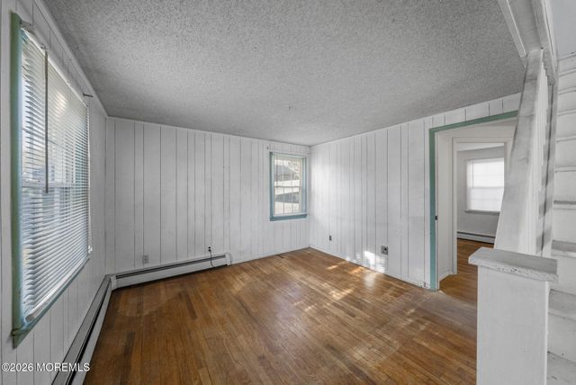 517 Middle Lane, Howell, NJ 07731