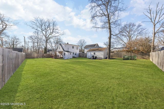 517 Middle Lane, Howell, NJ 07731