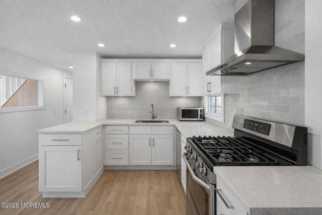 517 Middle Lane, Howell, NJ 07731