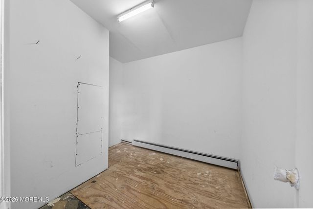 517 Middle Lane, Howell, NJ 07731