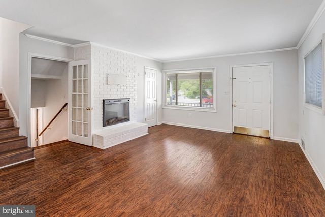 13208 ALDRIN ST, Woodbridge, VA 22191