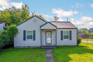 1112 Lee Avenue, Rossville, GA 30741