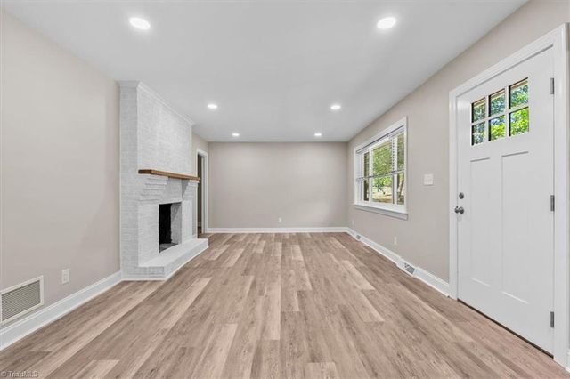 5725 Stanleyville Drive, Winston-salem, NC 27105