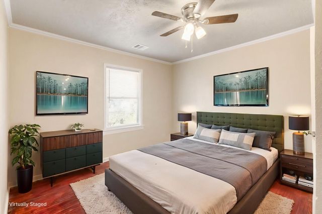 806 Walnut Street, Bryan, TX 77803