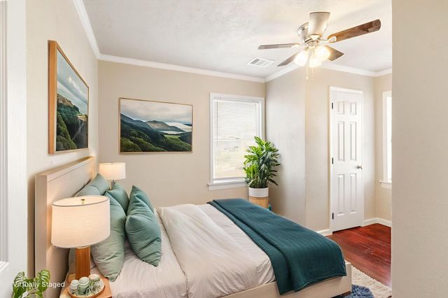 806 Walnut Street, Bryan, TX 77803