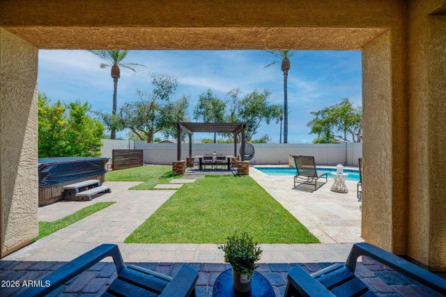 13023 N 93RD Drive, Peoria, AZ 85381
