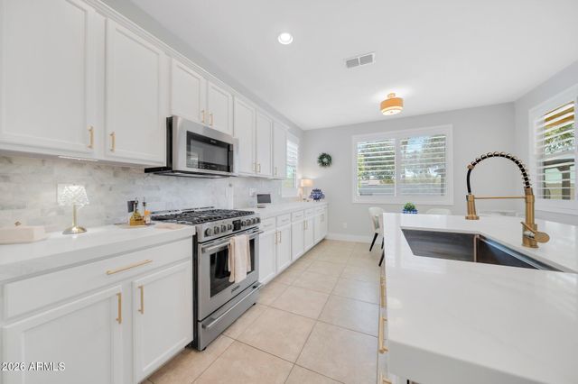 13023 N 93RD Drive, Peoria, AZ 85381