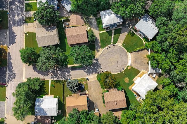 514 Shadyside Circle, Hopkins, MN 55343