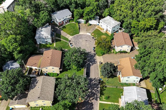 514 Shadyside Circle, Hopkins, MN 55343