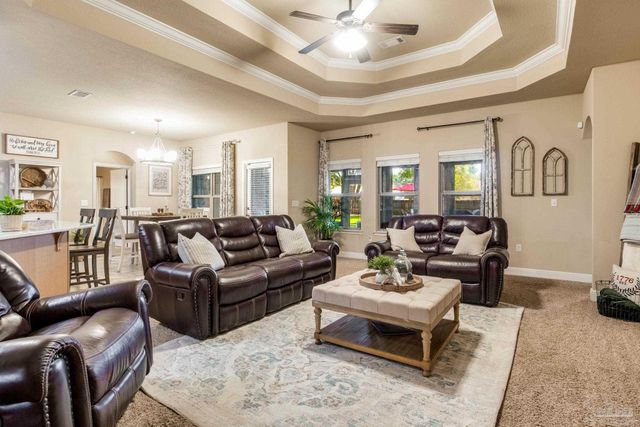 5521 Huntingdon St, Milton, FL 32570