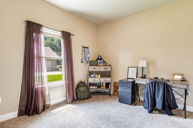 5521 Huntingdon St, Milton, FL 32570