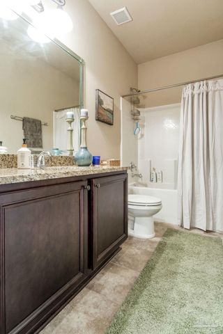 5521 Huntingdon St, Milton, FL 32570