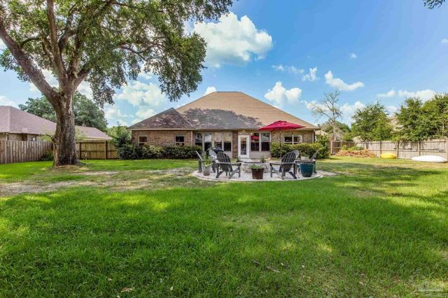 5521 Huntingdon St, Milton, FL 32570