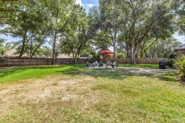 5521 Huntingdon St, Milton, FL 32570