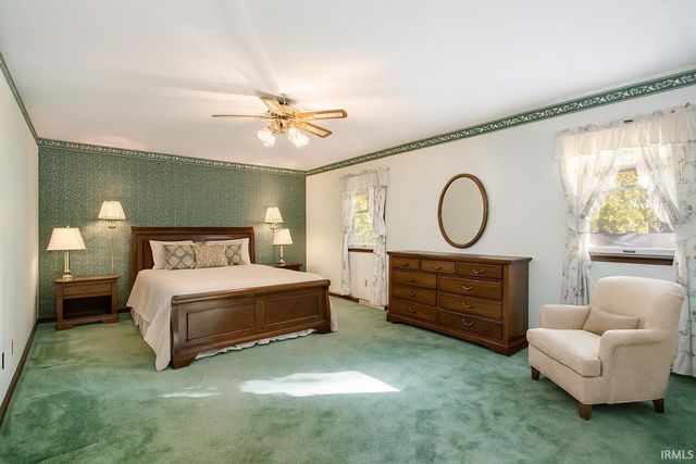 58443 Oakwood Court, Elkhart, IN 46516