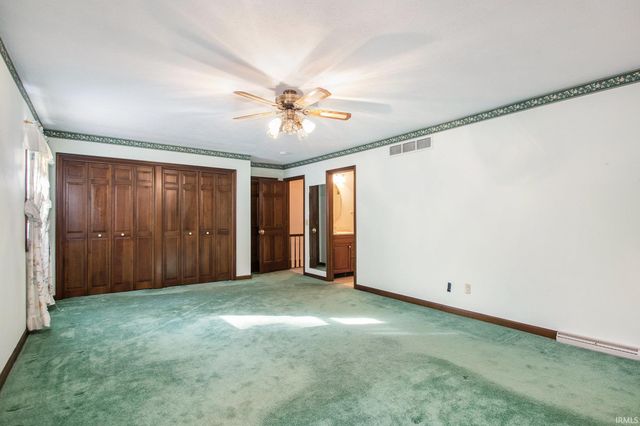 58443 Oakwood Court, Elkhart, IN 46516
