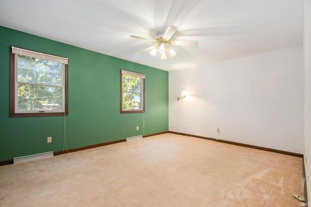 58443 Oakwood Court, Elkhart, IN 46516