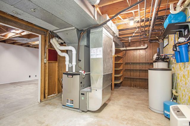 58443 Oakwood Court, Elkhart, IN 46516
