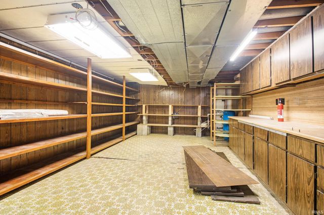 58443 Oakwood Court, Elkhart, IN 46516