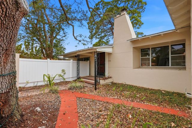 280 SNELL ISLE BOULEVARD NE, St Petersburg, FL 33704