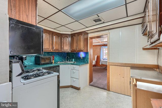 7813 FAIRGREEN RD, Baltimore, MD 21222