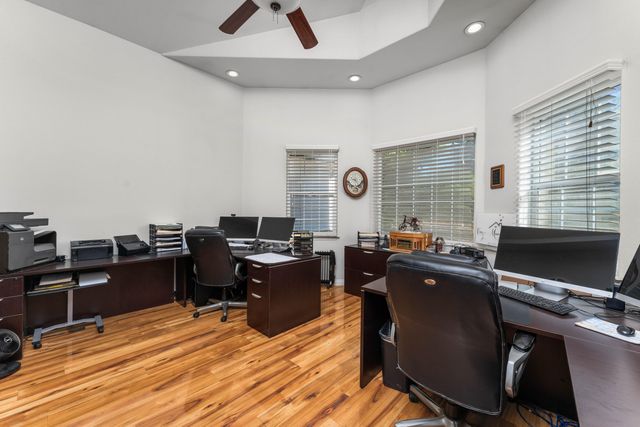 15947 Butterfield Lane, Anderson, CA 96007