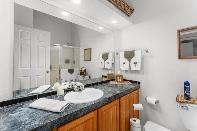 15947 Butterfield Lane, Anderson, CA 96007