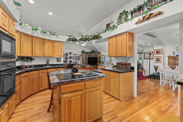 15947 Butterfield Lane, Anderson, CA 96007