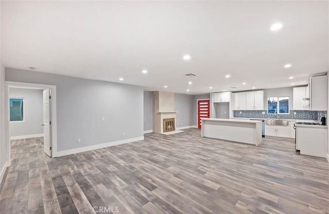 8218 Encino, Northridge, CA 91325