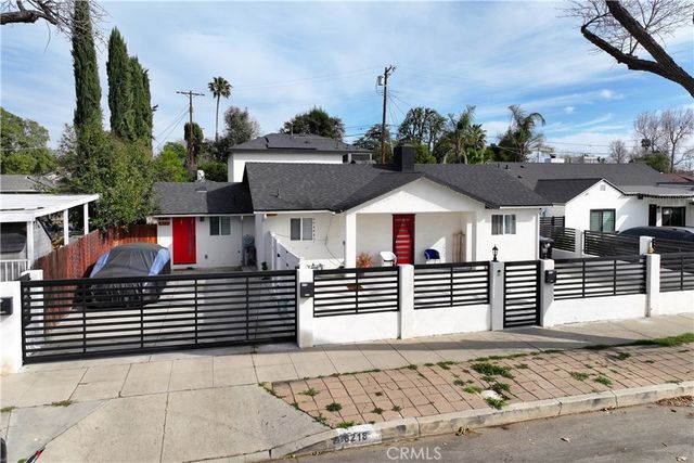 8218 Encino, Northridge, CA 91325