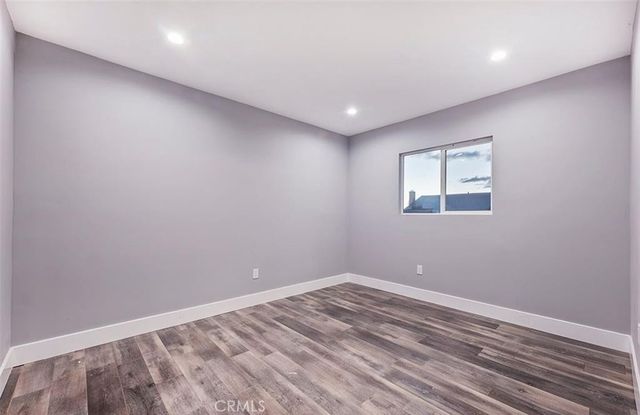 8218 Encino, Northridge, CA 91325