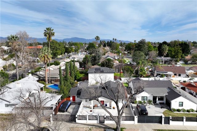 8218 Encino, Northridge, CA 91325